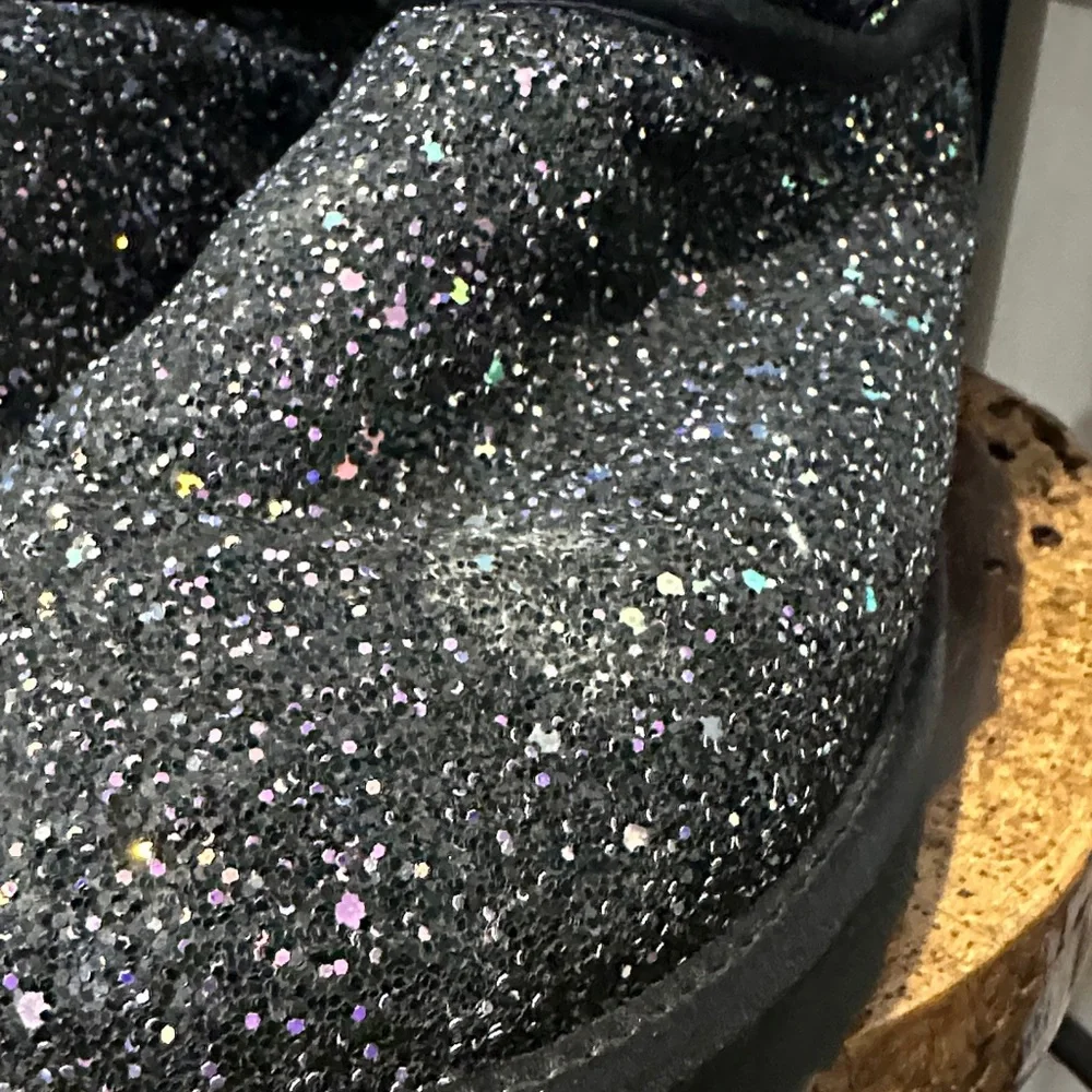 UGG Black Glitter Short Boot Mini Bow  Purple & Silver Sparkle EUC 6